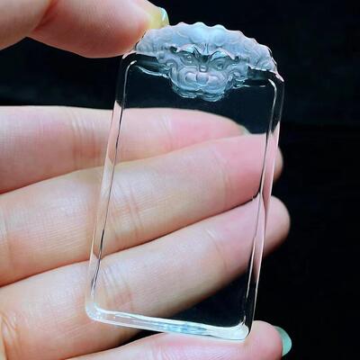 天然白水晶虎头无事牌白体晶体干净通透牌型工整尺寸见图