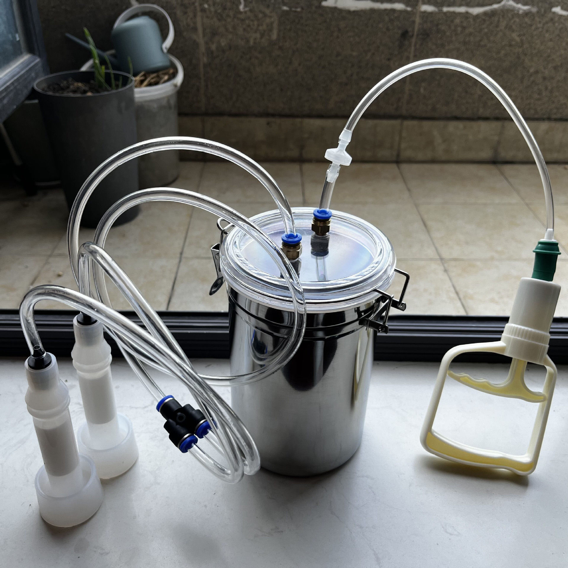 手动小型挤羊奶器吸羊奶机器家用羊用易操作不锈钢2L工具