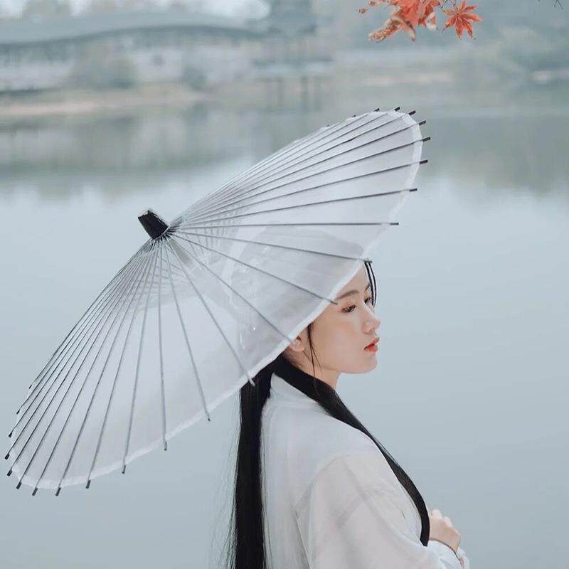 日式古风长柄真丝油纸伞和风汉服古典摄影旅拍道具伞渐变灰工艺伞