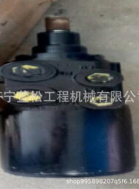 ZD220-3中联推土机配件TY230.49.15粗滤器出油管