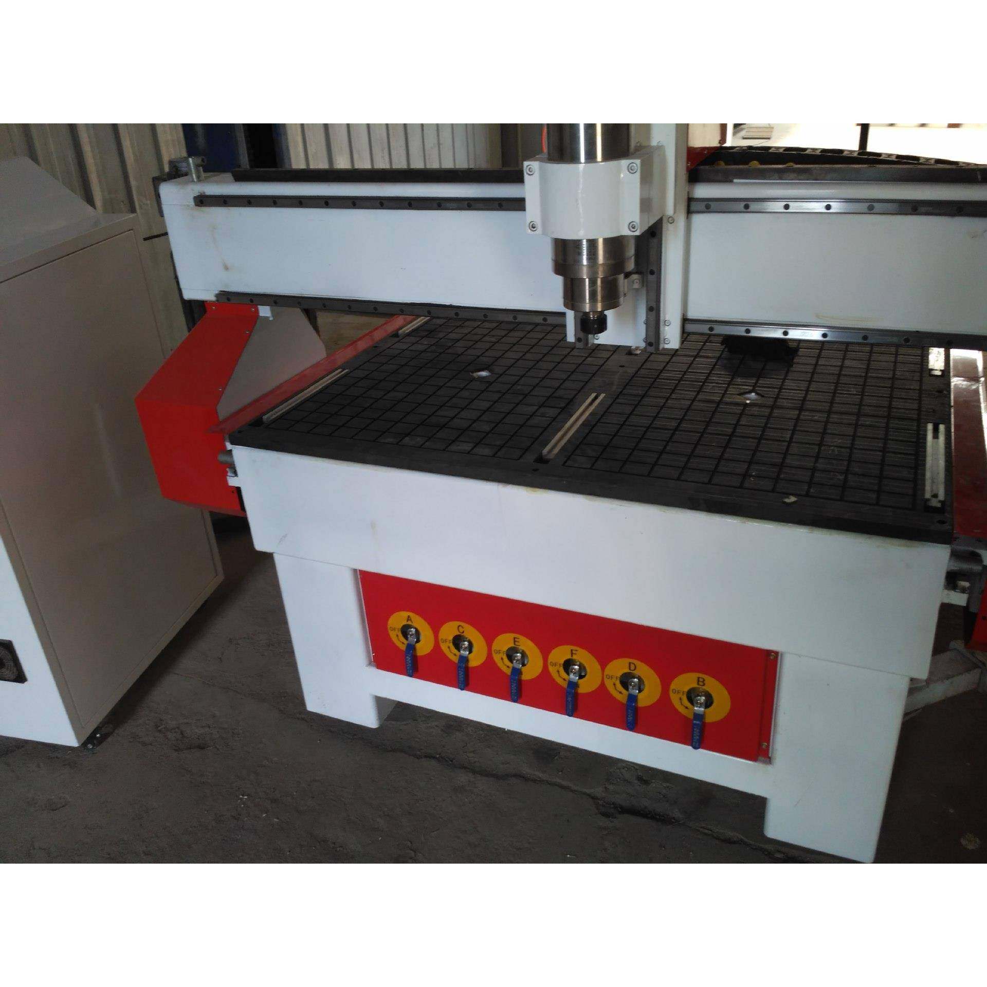 多头真空吸附台面密度板数控雕刻机木工广告塑料PVC板数控雕刻机,纺织面料/辅料/配套,纺织机械配件,淘宝优惠券,粉丝福利购,淘宝优惠卷