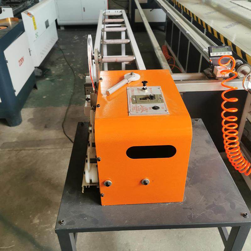 厂家直供灯带贴合机LD条卷盘机LEED贴片灯灯条灯带贴合灯带面胶贴