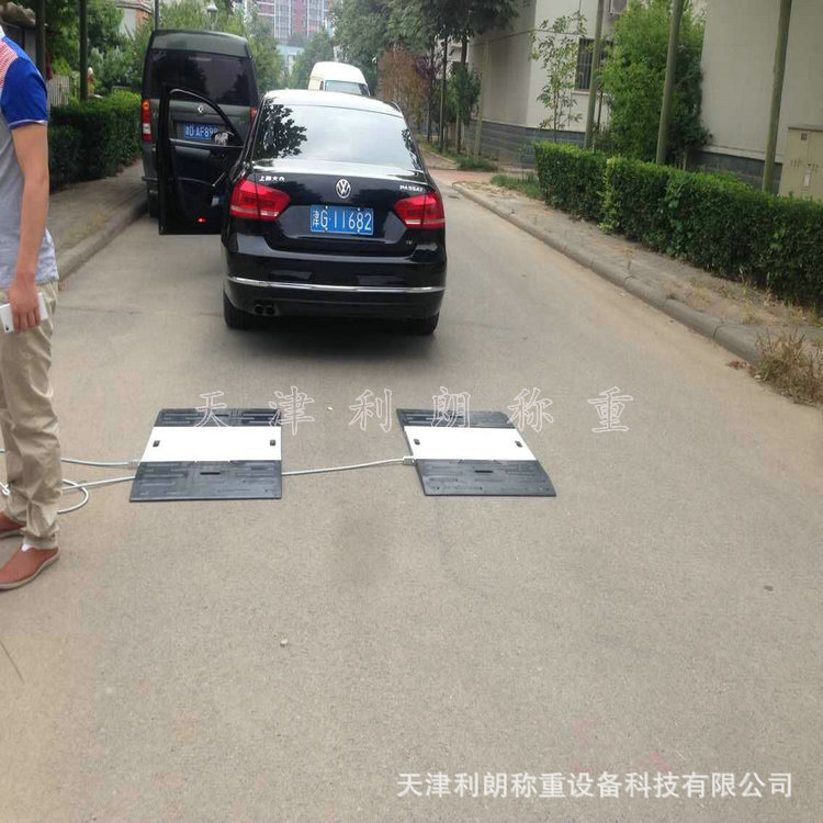 大庆100吨静态称重仪 北京100T四块板汽车称重仪 轴重仪