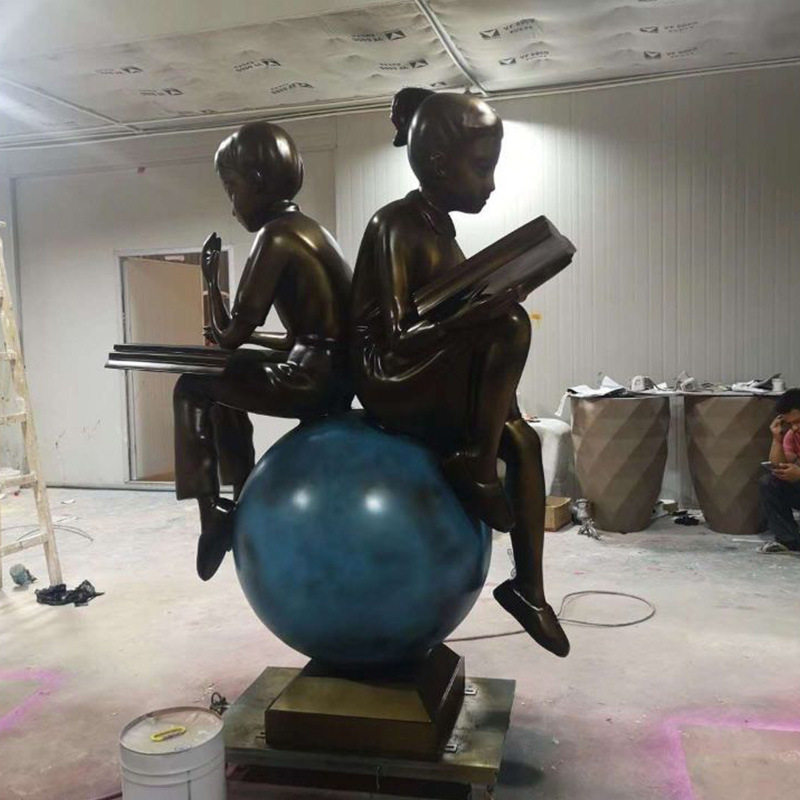 玻璃钢仿铜工艺雕塑电镀承接广场摆件绿化工程制作仿真人物景观