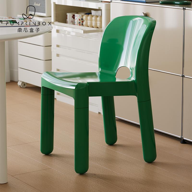 中古餐椅韩国ins简约奶油风塑料靠背椅设计师咖啡店甜品店洽谈椅