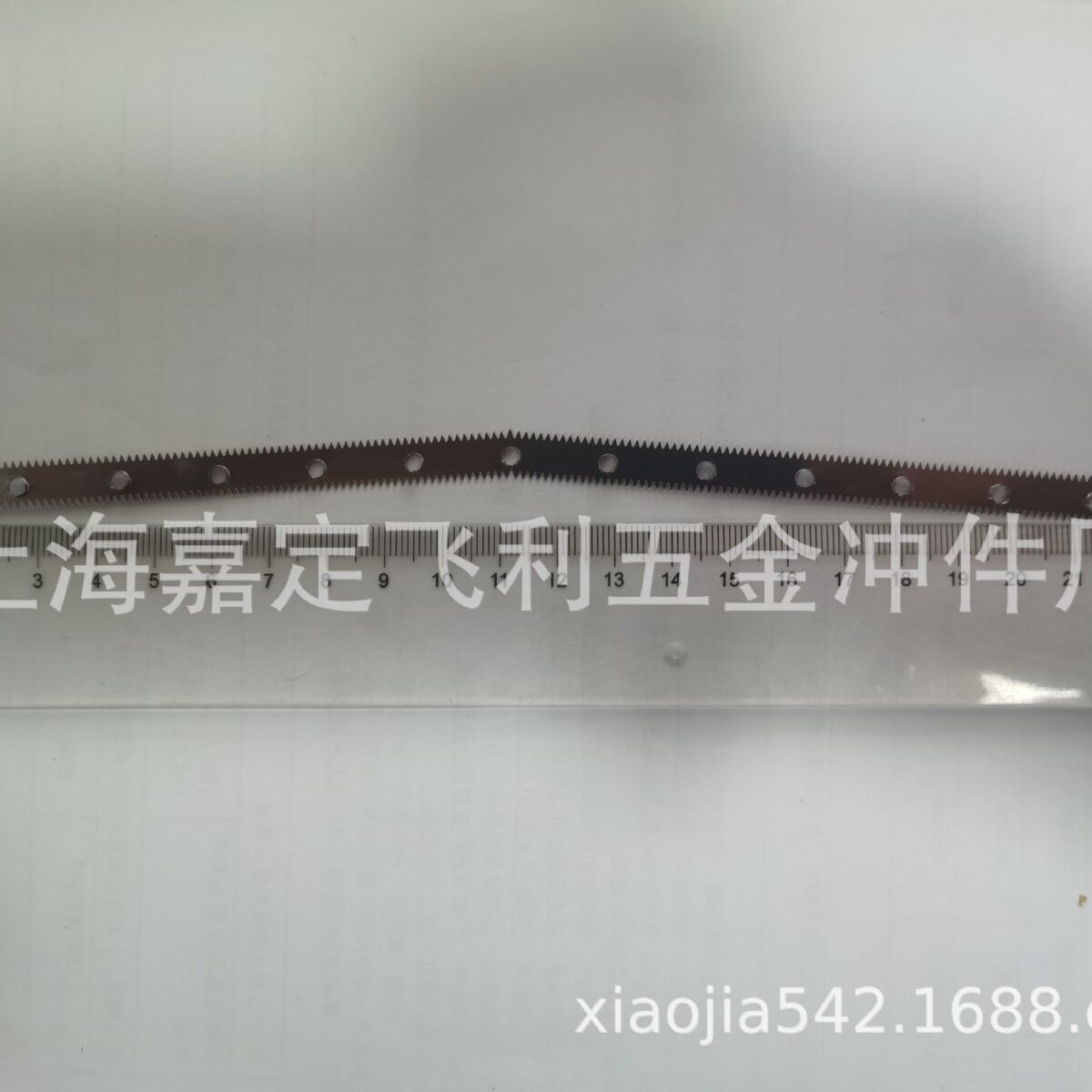 不锈钢V型异形锯条家用保鲜膜铝箔彩盒锯条双面锯条