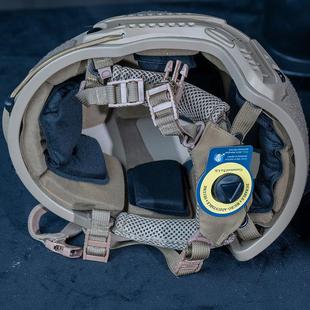 温蒂悬挂fast头盔玻璃钢战术头盔安防训练演习加厚1.5kg防爆头盔