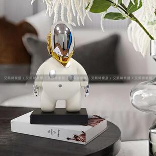 简约现代外星人抽象人物雕塑售楼处客厅玄关桌艺术摆件软装饰品