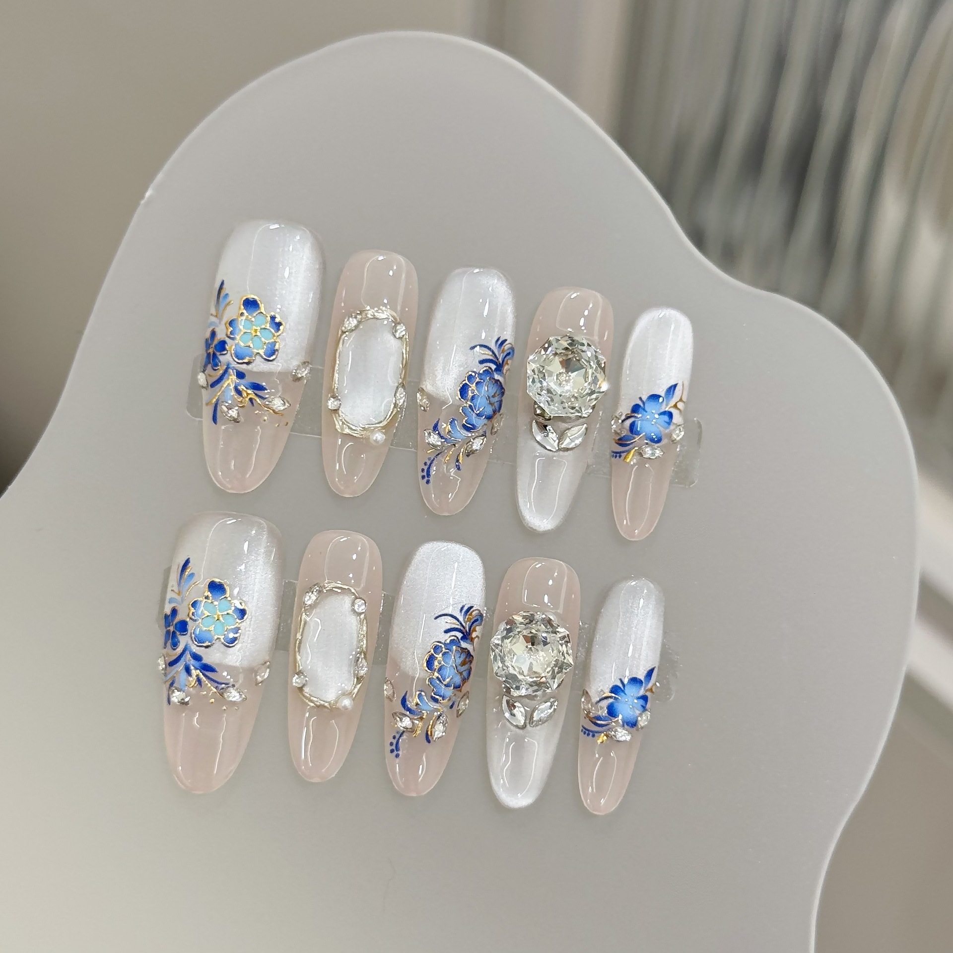 【青花瓷】新中式国风手工穿戴甲雕花立体2026新款气质清冷感美甲