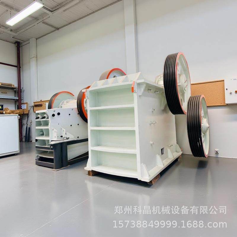 现货粗碎机煤矸石混凝土石料石头两用矿石岩石废砖混凝土粉碎机