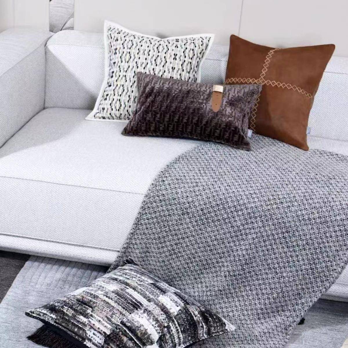 样板房奢抱枕简约现代软装沙轻发客厅IXL靠垫方枕样板间酒店抱枕