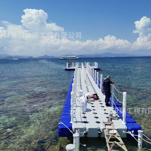 海上塑料漂浮码头摩托艇泊位