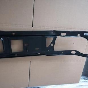 江淮货车配件新骏铃V3VV6保险支杠架H330K33支0前5护ltao7635杠架