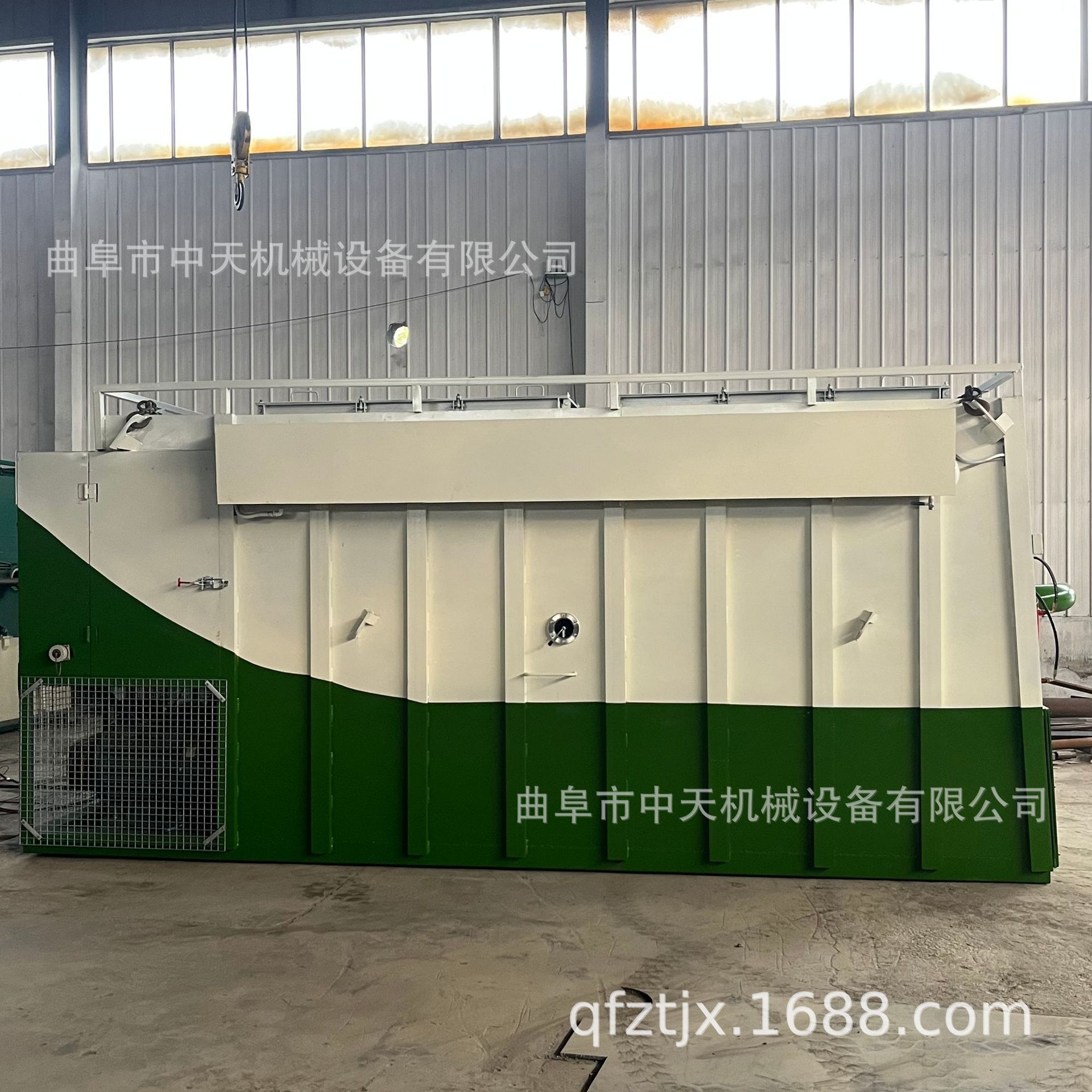 12立方储灰车载负压吸尘清灰车