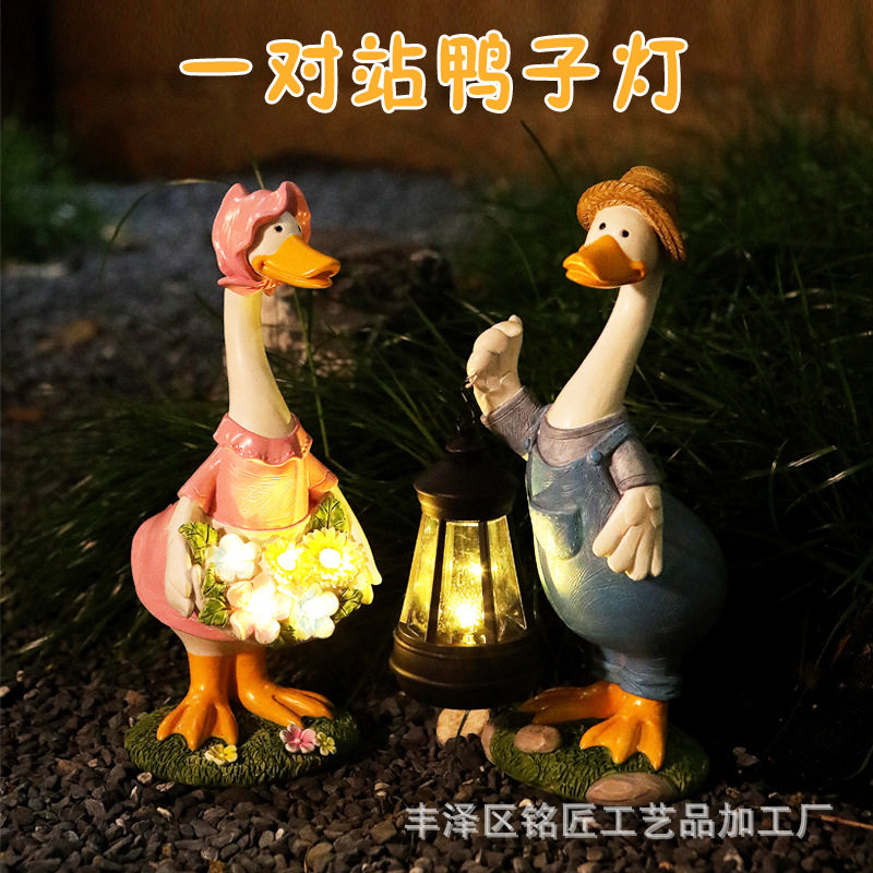 跨境户外花园太阳能灯鸭子摆件庭院创意装饰发光树脂工艺品微景观