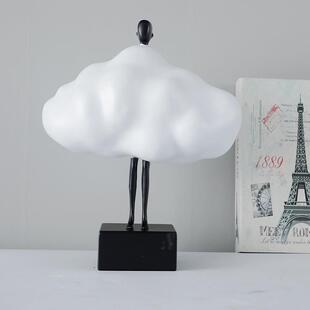 创意云朵人物金属客厅桌面高级感摆件样板间家居装饰品树脂工艺品