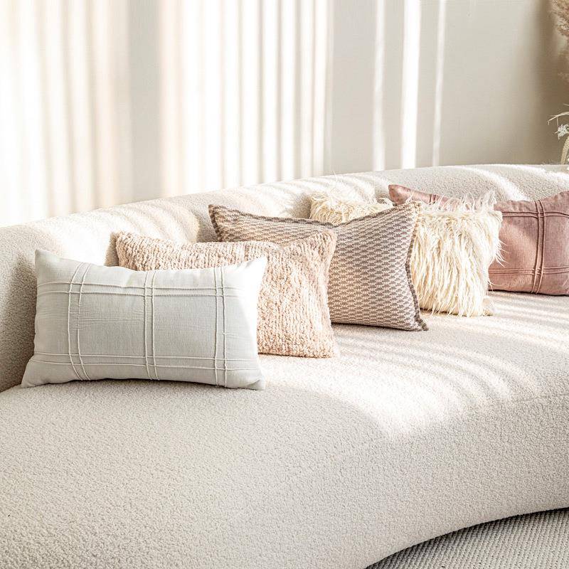 北欧轻奢粉沙发腰枕色粉色系靠枕组合女生房靠垫代酒样现板间软装