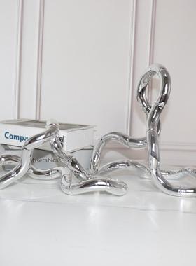 创1现代轻奢电视柜摆家居客设厅意银色缠件绕环形摆样板间软装饰