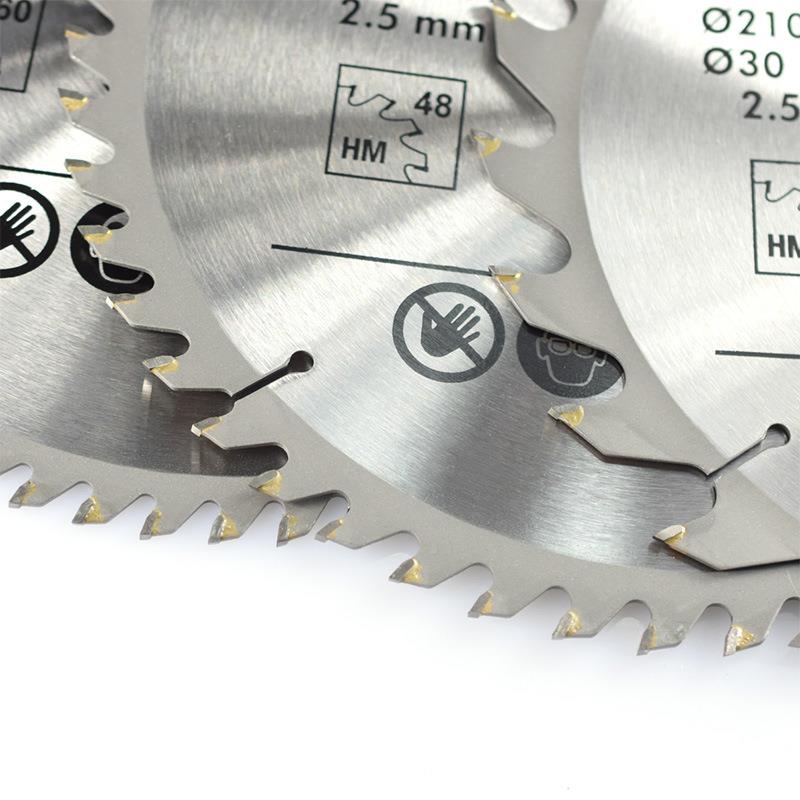 TC木锯锯4片通用木工锯片硬、软多功能0木工锯片210*2.T5*30*24T/