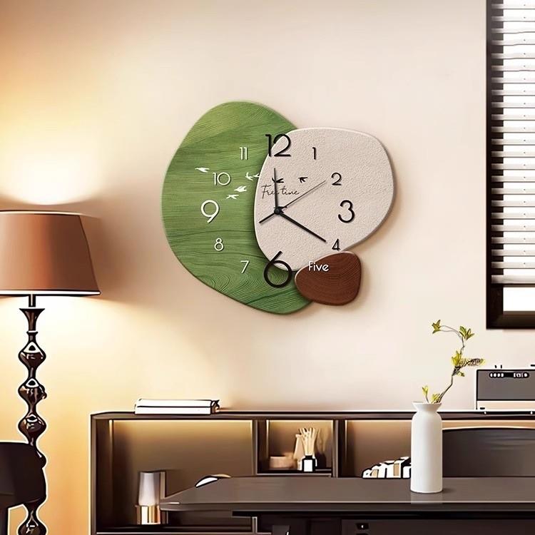 BRP中古风色客厅钟表装饰画法绿电视背景家墙挂钟式高级感静音用