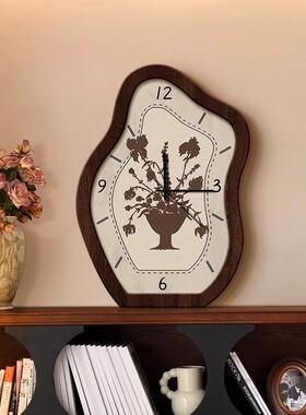 《花瓶》中古风钟表客厅挂钟2025款新创意挂墙时钟摆花SN051015件