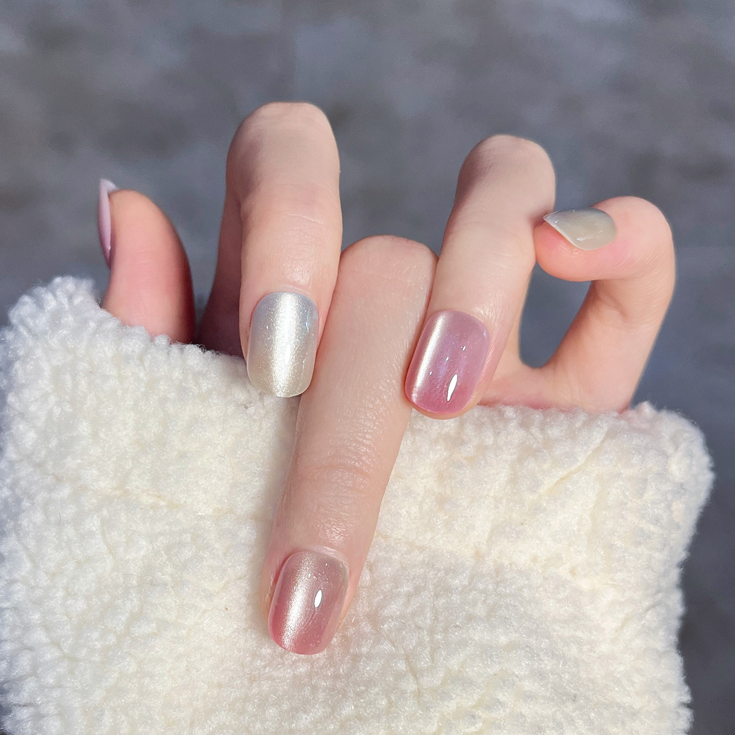 轻奢粉色猫眼穿戴甲短款高级感美甲贴片可拆卸指甲贴片显白假指甲,彩妆/香水/美妆工具,穿戴甲/甲片,淘宝优惠券,粉丝福利购,淘宝优惠卷