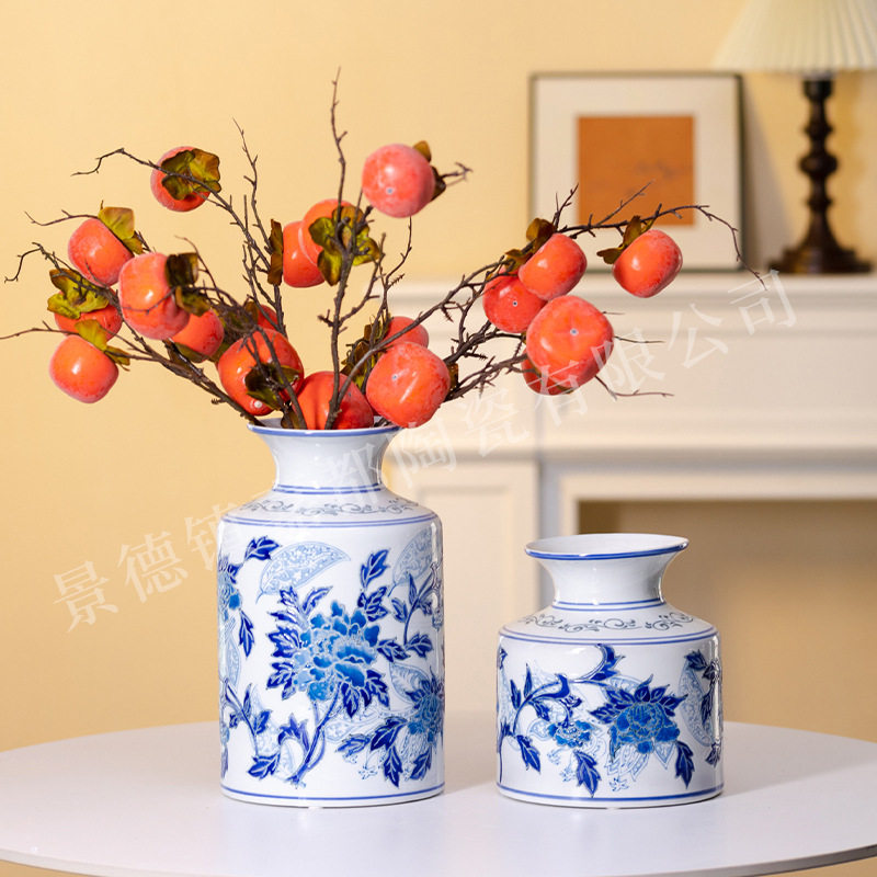 青花瓷花瓶浮雕陶瓷花瓶手绘京城牡丹宽口典雅家居饰品样板间摆件