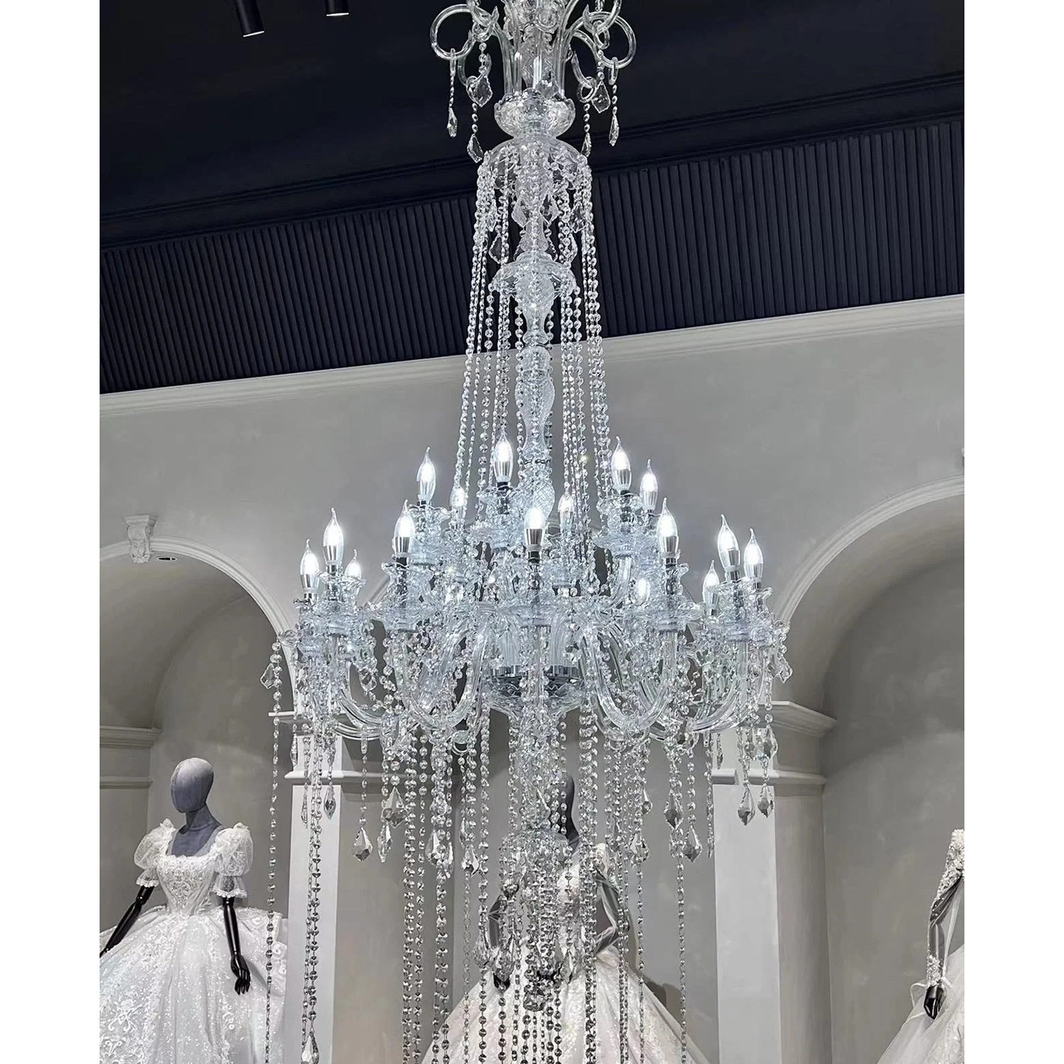 中山灯具服装店楼梯间吊灯餐厅婚庆装饰水晶吊灯别墅工程灯饰批发