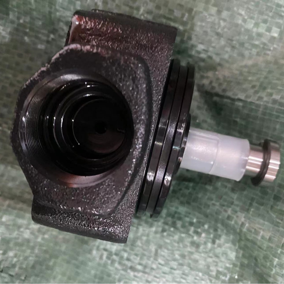 陆地巡洋舰的分配器泵头总成适用于HIACE096400-1481图片