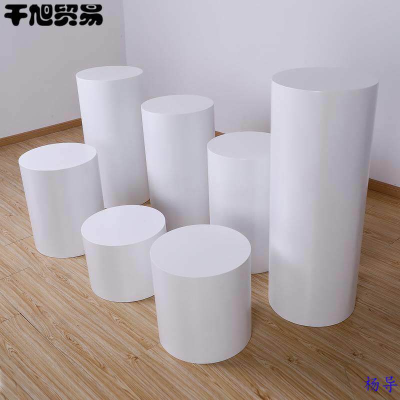 直播台脚踩凳子站台试衣台圆形网红模特地台模特道具拍摄展示台