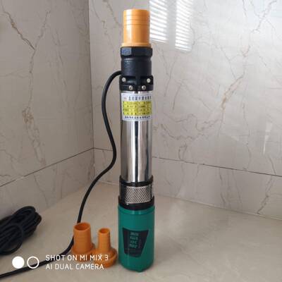 厂家12V24V阳48V4轮直流叶潜水68414泵水家用太清能板发电
