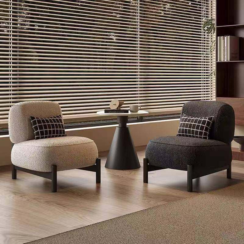 奶油风客厅单人沙发椅轻奢高级感阳台休闲单人椅极简设计师沙发椅