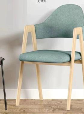 025北欧具钢架折叠餐椅宠2物HWW适餐厅家耐磨防抓可用移动凳子