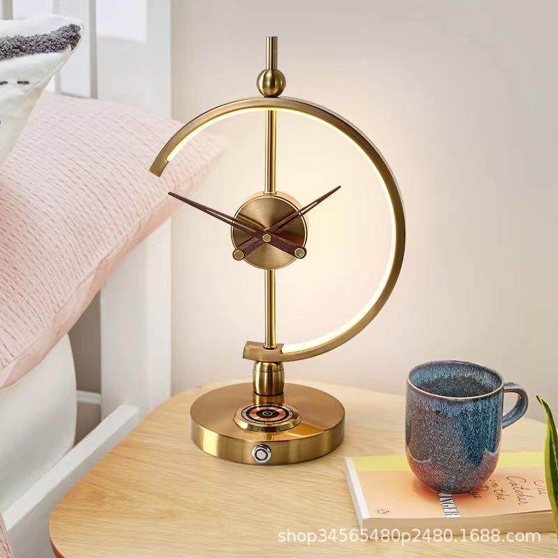 北欧卧室台灯现代简约创意个性时钟台灯无线充电智能控制床头台灯