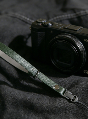 相机手腕带微单挂绳适用理光GR3X富士XE5佳能R100索尼徕卡尼康z50