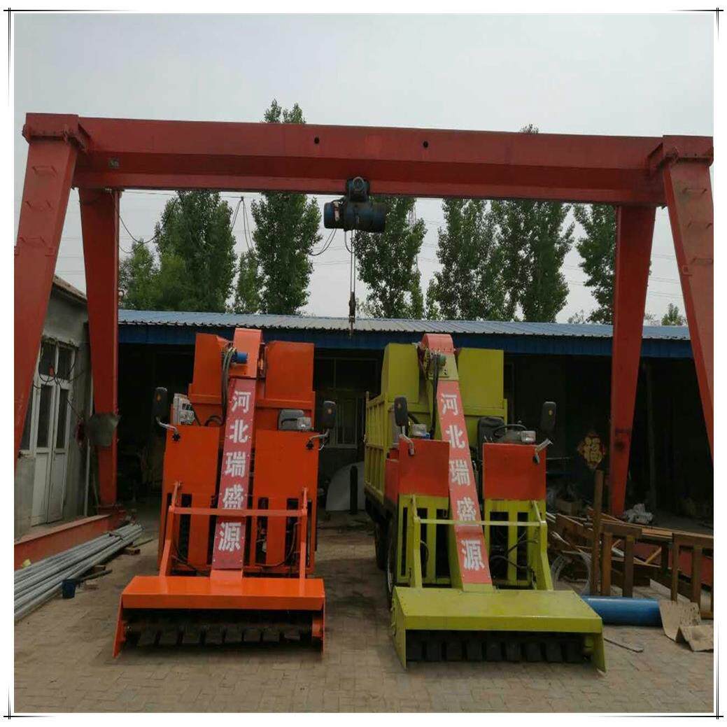 牛场小型电动清粪车 牛舍自动清粪机 养殖机械设备挤奶机厂家供应