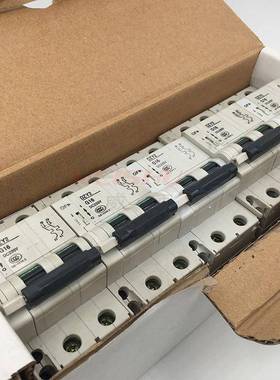 沈阳东牧DZY2-G32-SDCAB/BWY2空开D2Z2低-C32压断路器DZY1-32/B+O