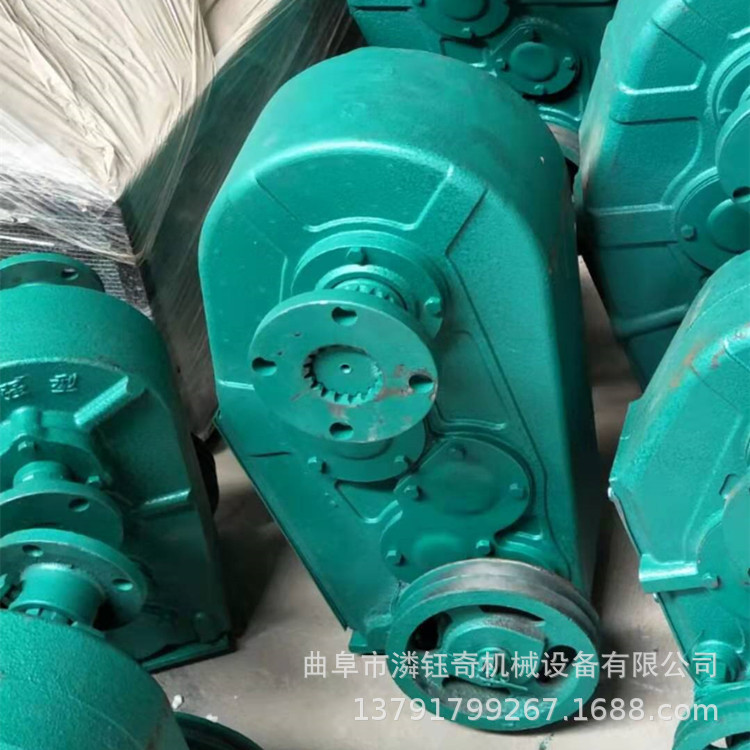 蔬菜大棚侧置五轴加强型卷帘机