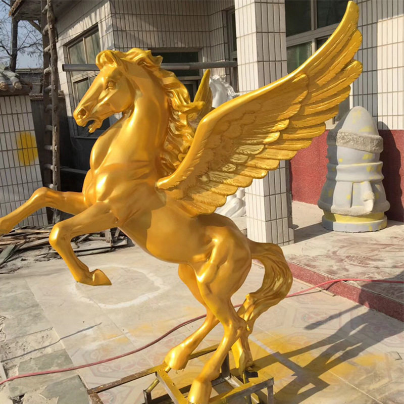 玻璃钢仿真飞马景观雕塑
