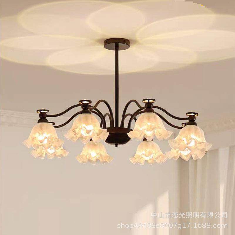 美式田园客厅吊灯创意网红铃兰花朵灯复古乡村灯具中古餐厅卧室灯