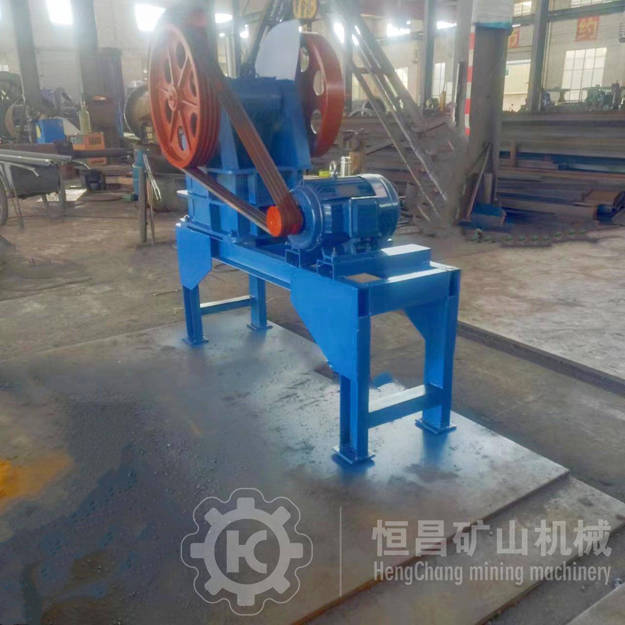 江西厂直销式破碎碎机家石头石料破机颚破机鄂破颚移动鄂式KLM破