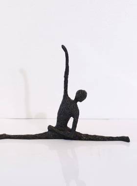 B0495创意抽象黑色人物铸铁摆雕塑开设别墅客厅书柜放柜博架古软