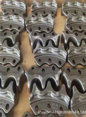 机CA320TAAOAT349D挖掘履带板引C导轮四轮一带