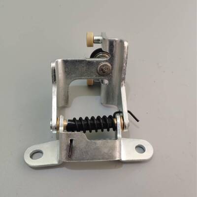 海狮左边中门中滑轮右驾68390-26040