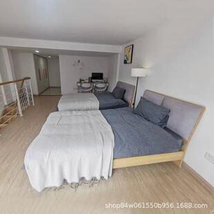 皇庭公寓民宿标间全套设计写字台椅子床垫宾馆家具酒店套房家具