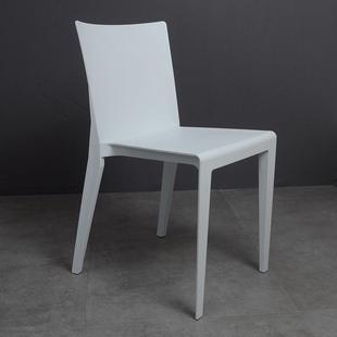 简约现代风餐椅艺术经典 流线设计几何脚椅PP聚丙烯塑料椅