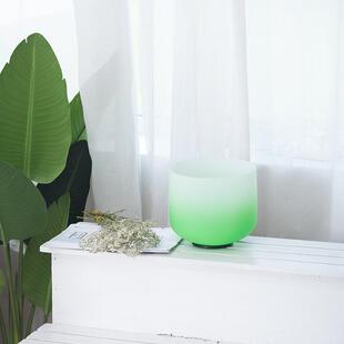 绿色水晶钵音疗冥想静心音乐碗