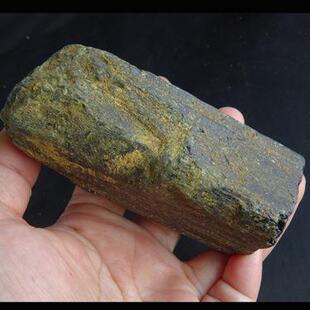 安居天然墨绿碧玺手把件黑碧玺原石把玩托玛琳原矿石