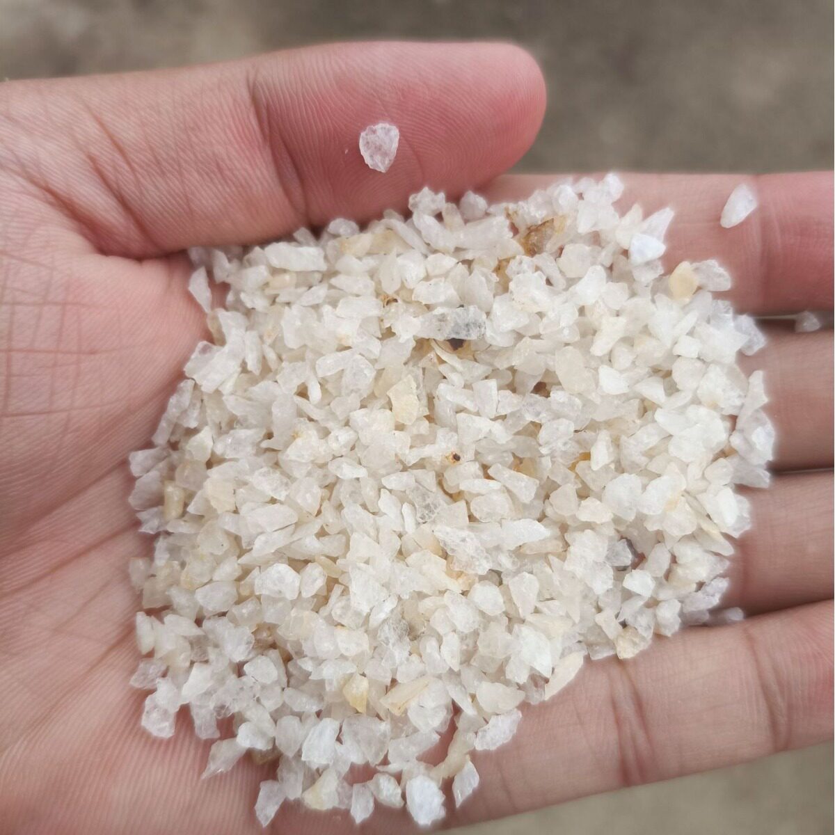 石英沙子造景白沙灭烟沙细沙铸造石英砂颗粒烟灰沙过滤砂石头高纯
