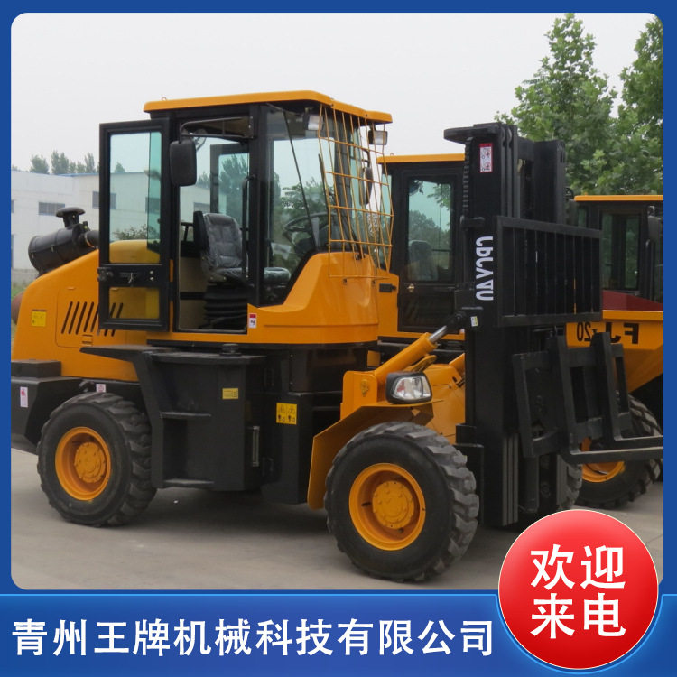 越野叉车可自卸使用年限较长维护简单搬运车动力较强